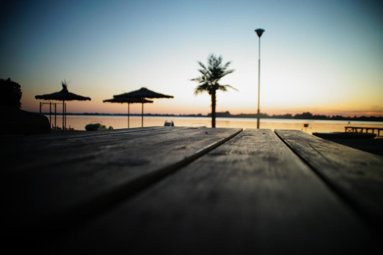 Hotel Marina Nielisz Dış mekan fotoğraf